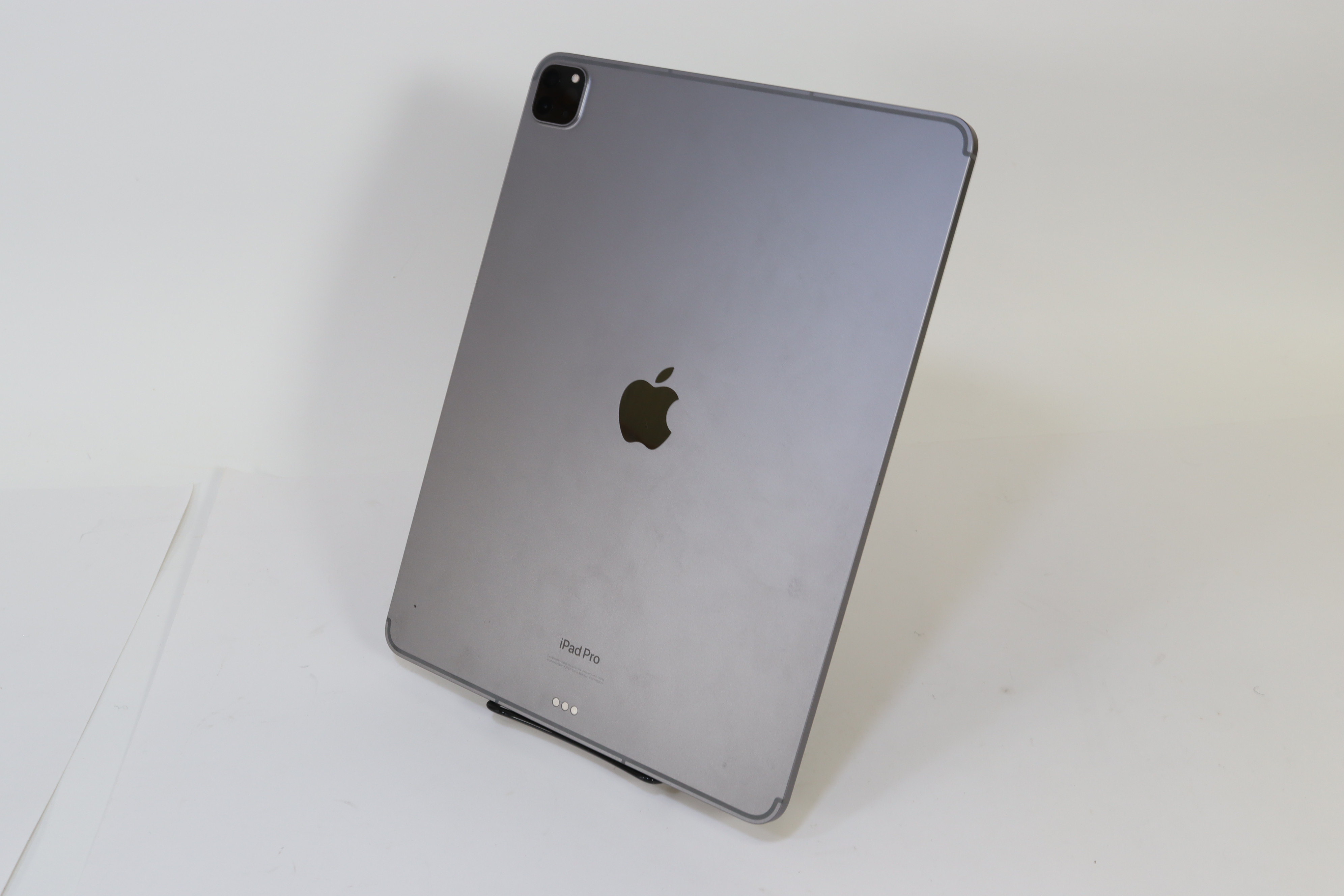 Apple iPad Pro 12 M2 Chip 8GB RAM 1TB 12″ Wi-Fi + Cellular Touch ID-(MP643LL/A)